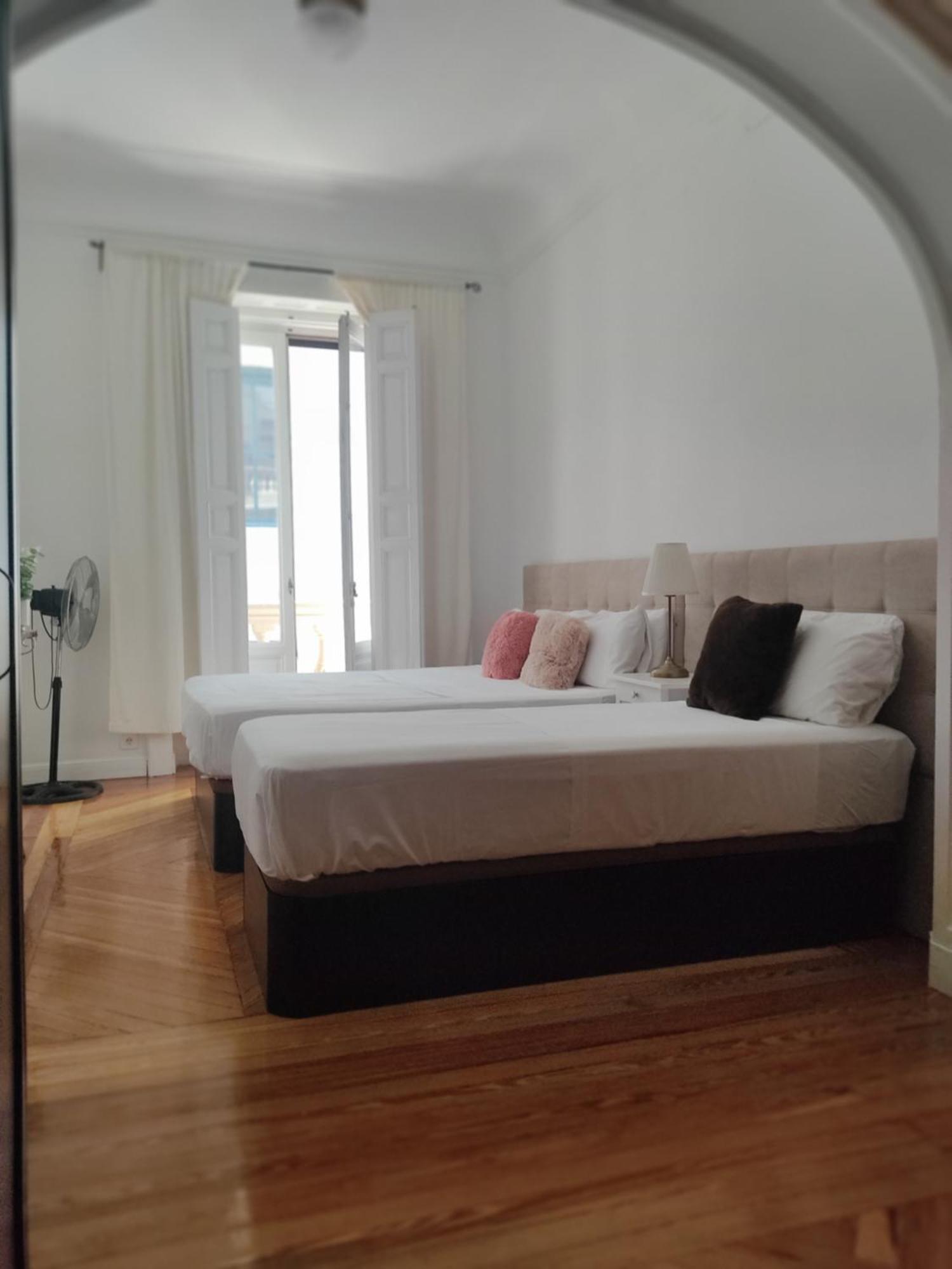 Grand Via House Hotell Madrid Eksteriør bilde